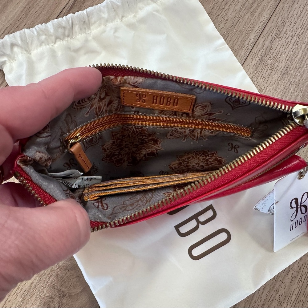 Hobo Red Leather ROAM Wristlet - Picture 5 of 6
